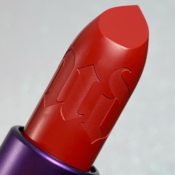 Urban Decay Bad Blood Matte Lipstick BNIB - Picture 2 of 7